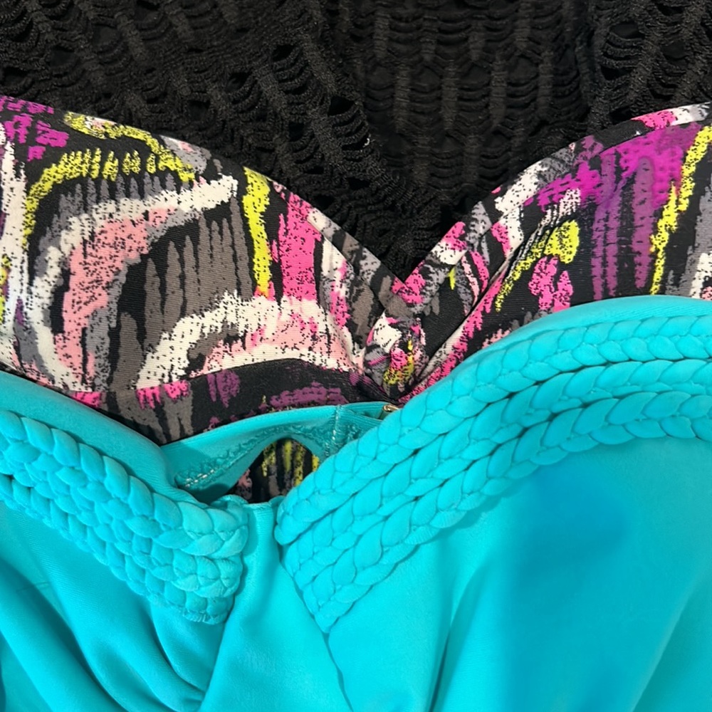 8 bikini tops bundle - Picture 3 of 7